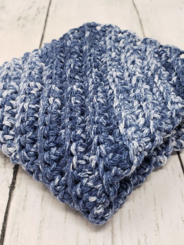 Diagonal stitch dishcloth - blue stripe